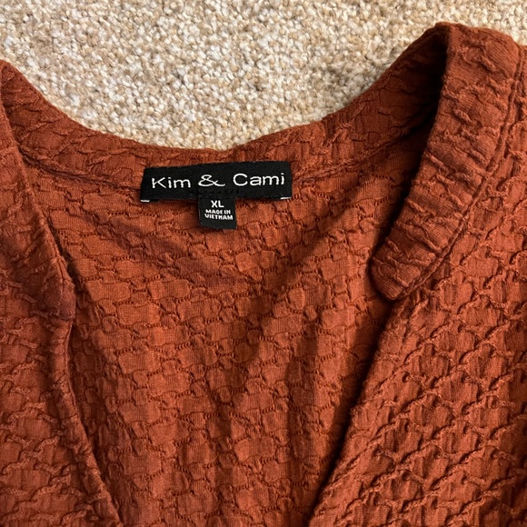 Women's Rust Top - Picture 4 of 4